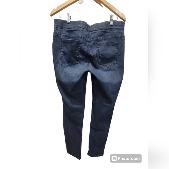 Chico's Platinum Denim Size 1.5 or M/10 Skinny Ankle Business Casual Pockets - Picture 2 of 6